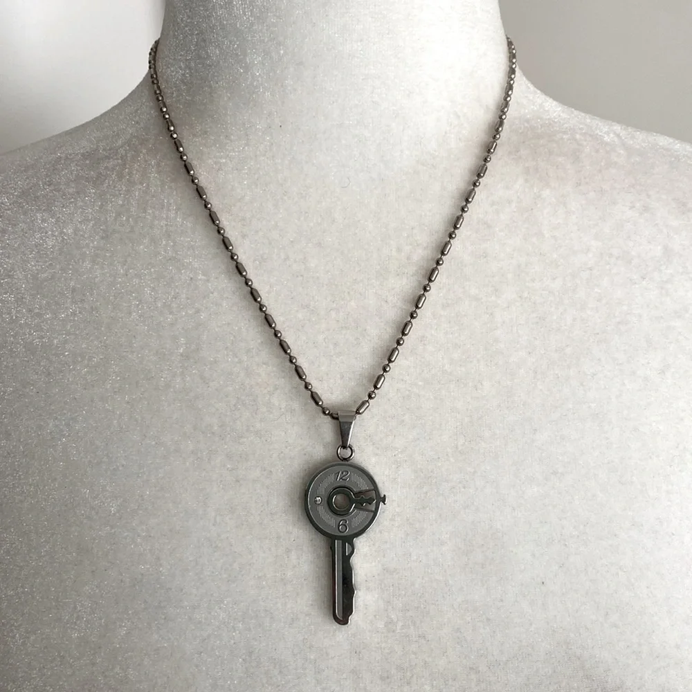 Silver Steampunk Key Clock Face Dial Industrial Minimalist Pendant Necklace